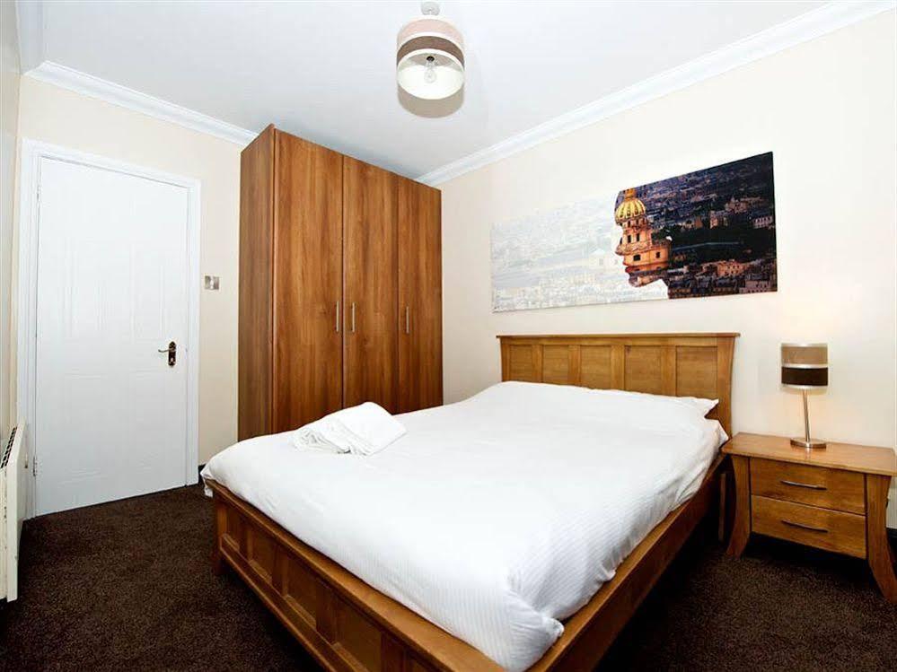 Staycity Aparthotels, Dublin, Christchurch ภายนอก รูปภาพ
