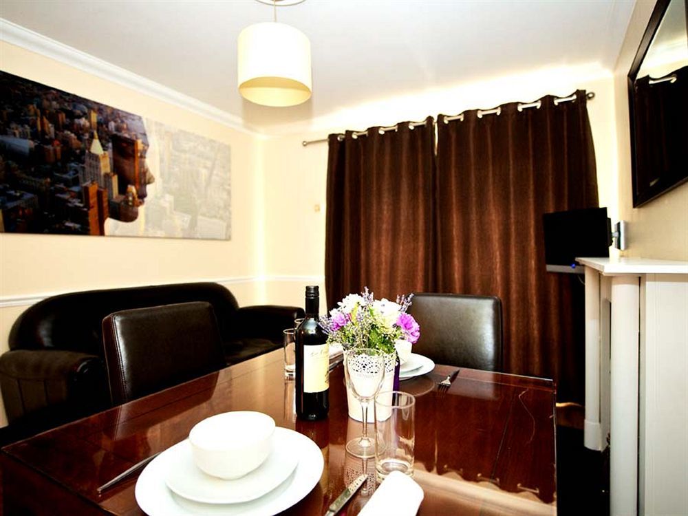 Staycity Aparthotels, Dublin, Christchurch ภายนอก รูปภาพ