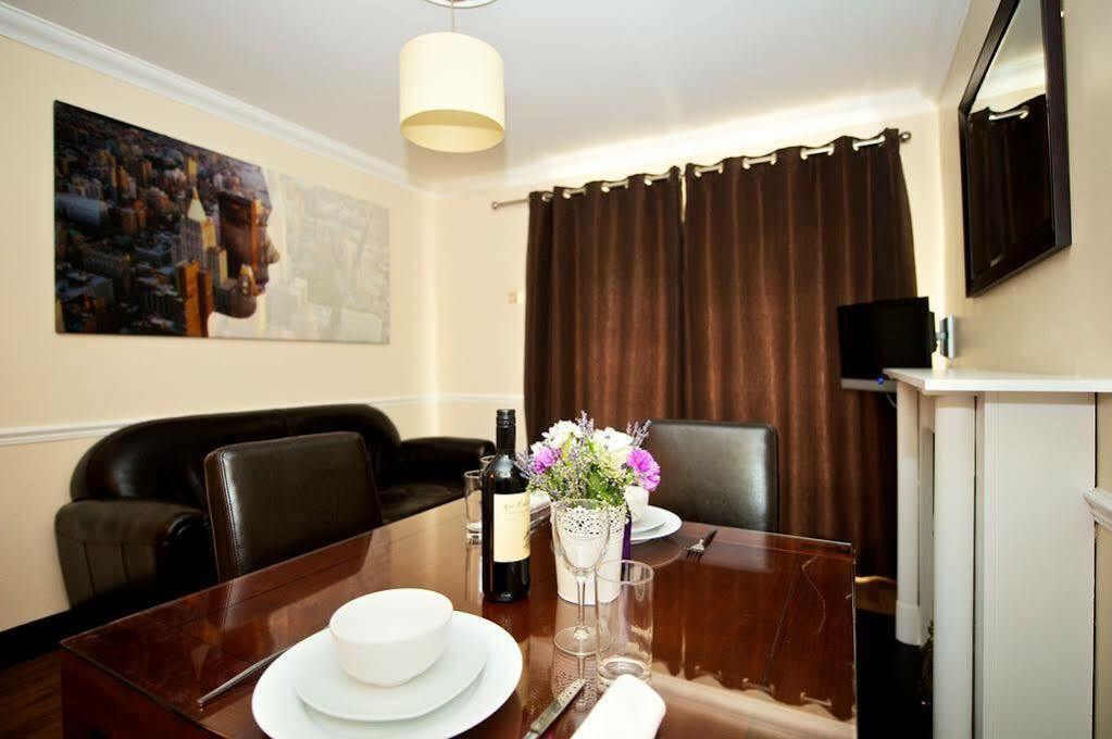 Staycity Aparthotels, Dublin, Christchurch ภายนอก รูปภาพ